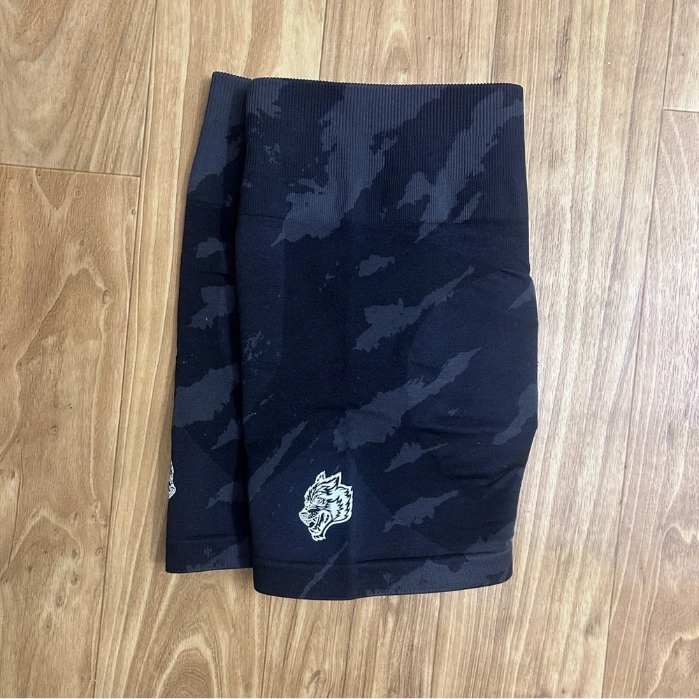 Darc Sport Black Womens Athletic Shorts - Picture 3 of 3